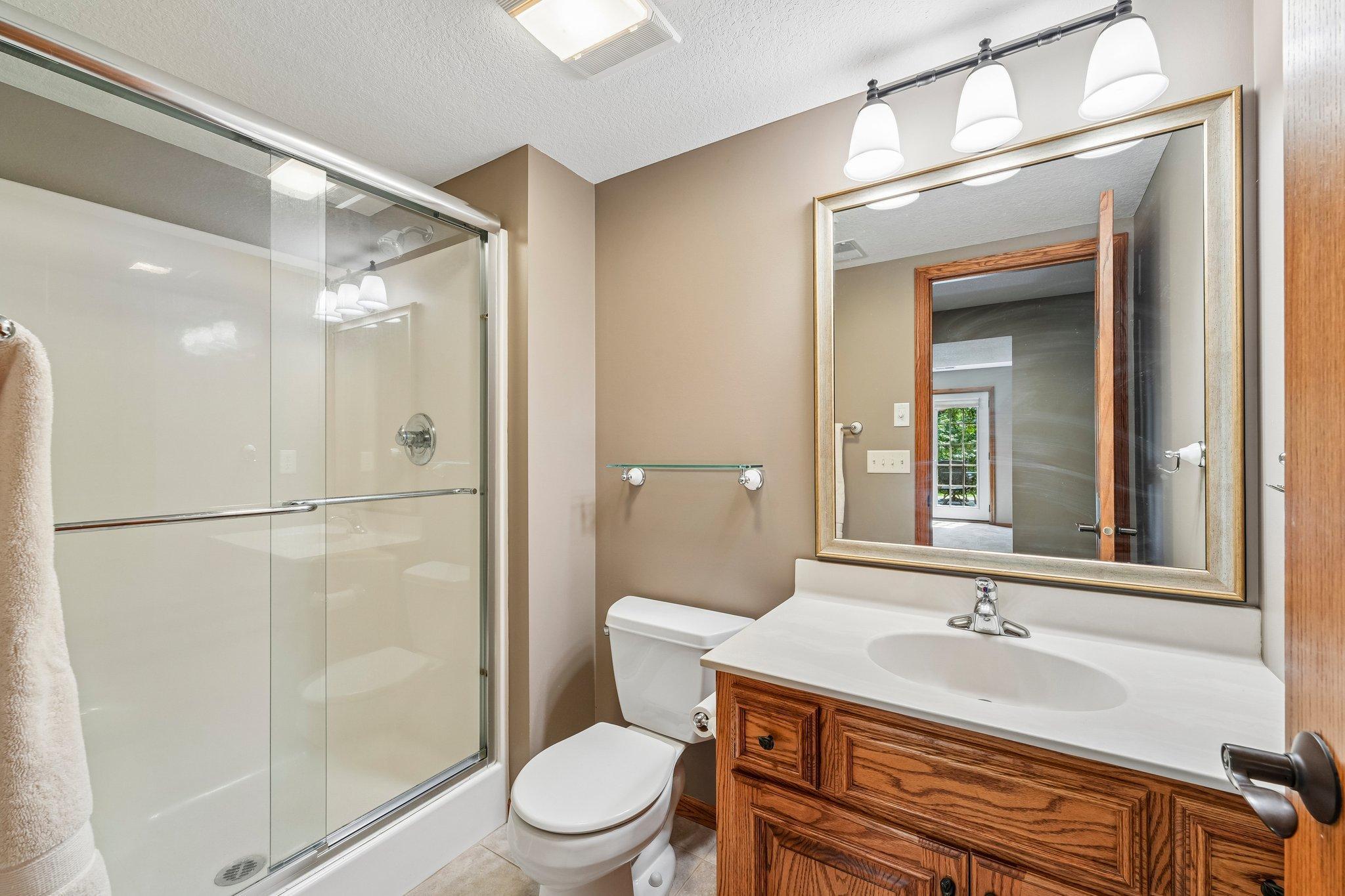34-web-or-mls-102nd St-S1108-034.jpg