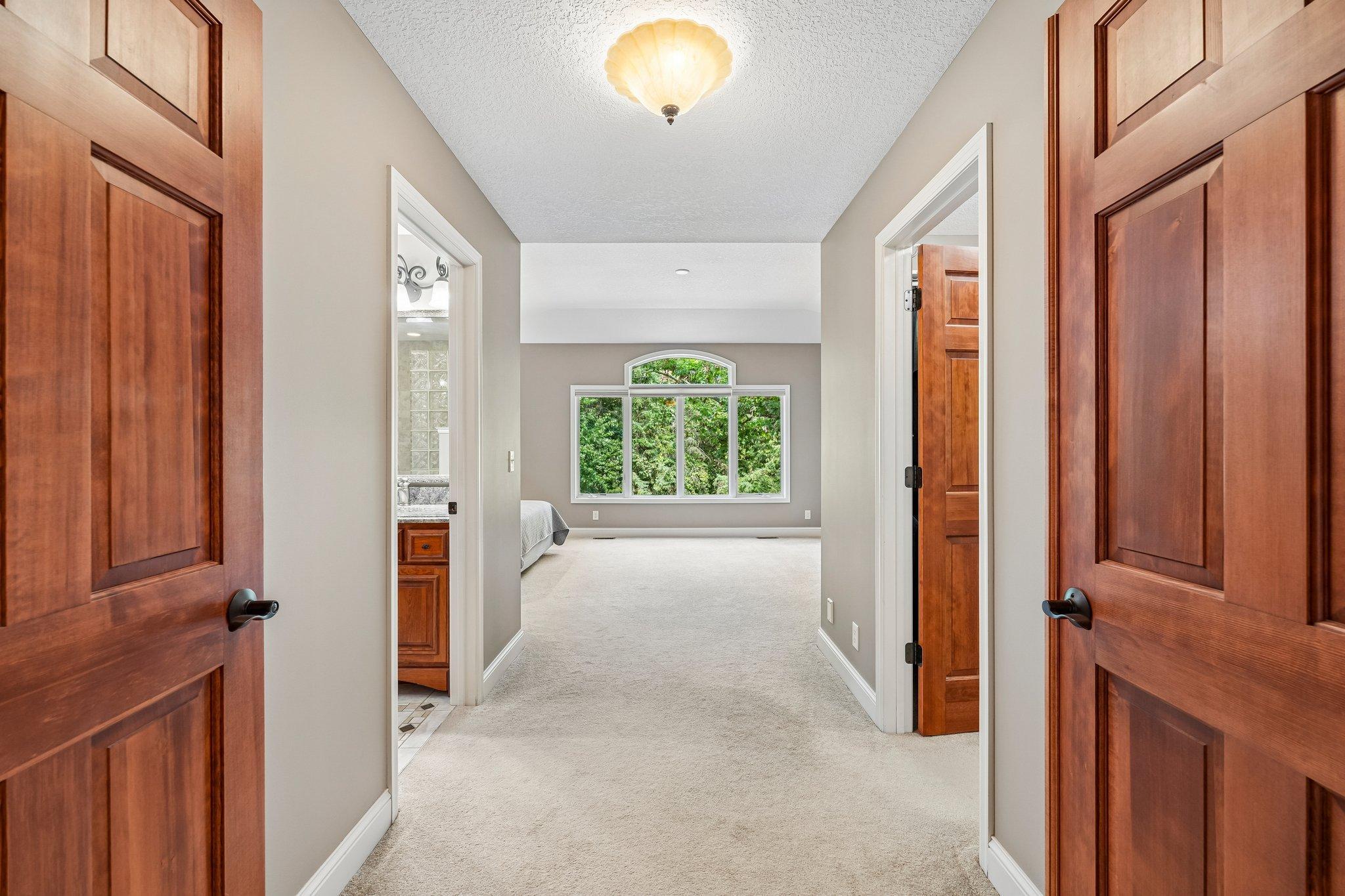 41-web-or-mls-102nd St-S1108-041.jpg