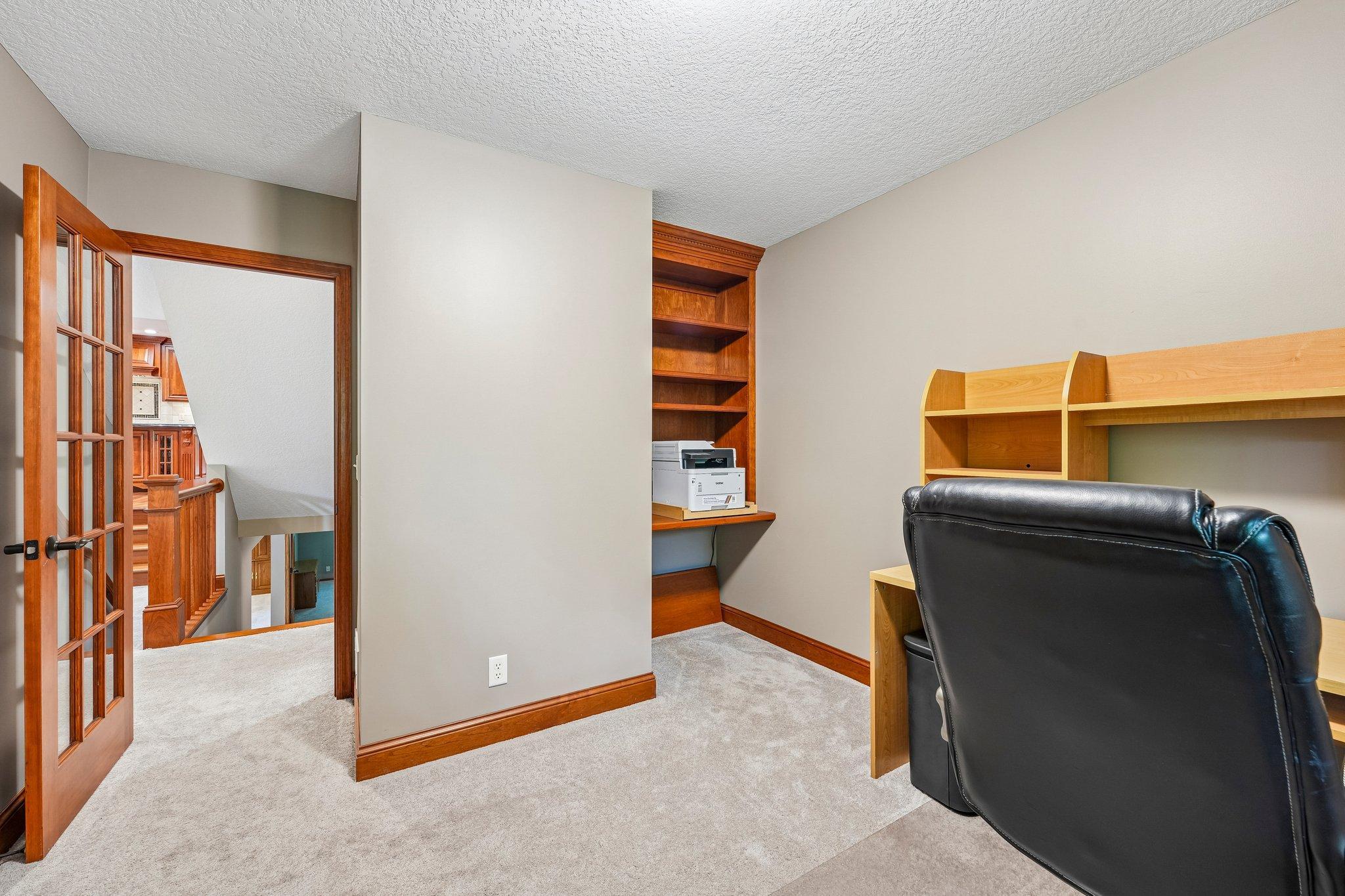 38-web-or-mls-102nd St-S1108-038.jpg