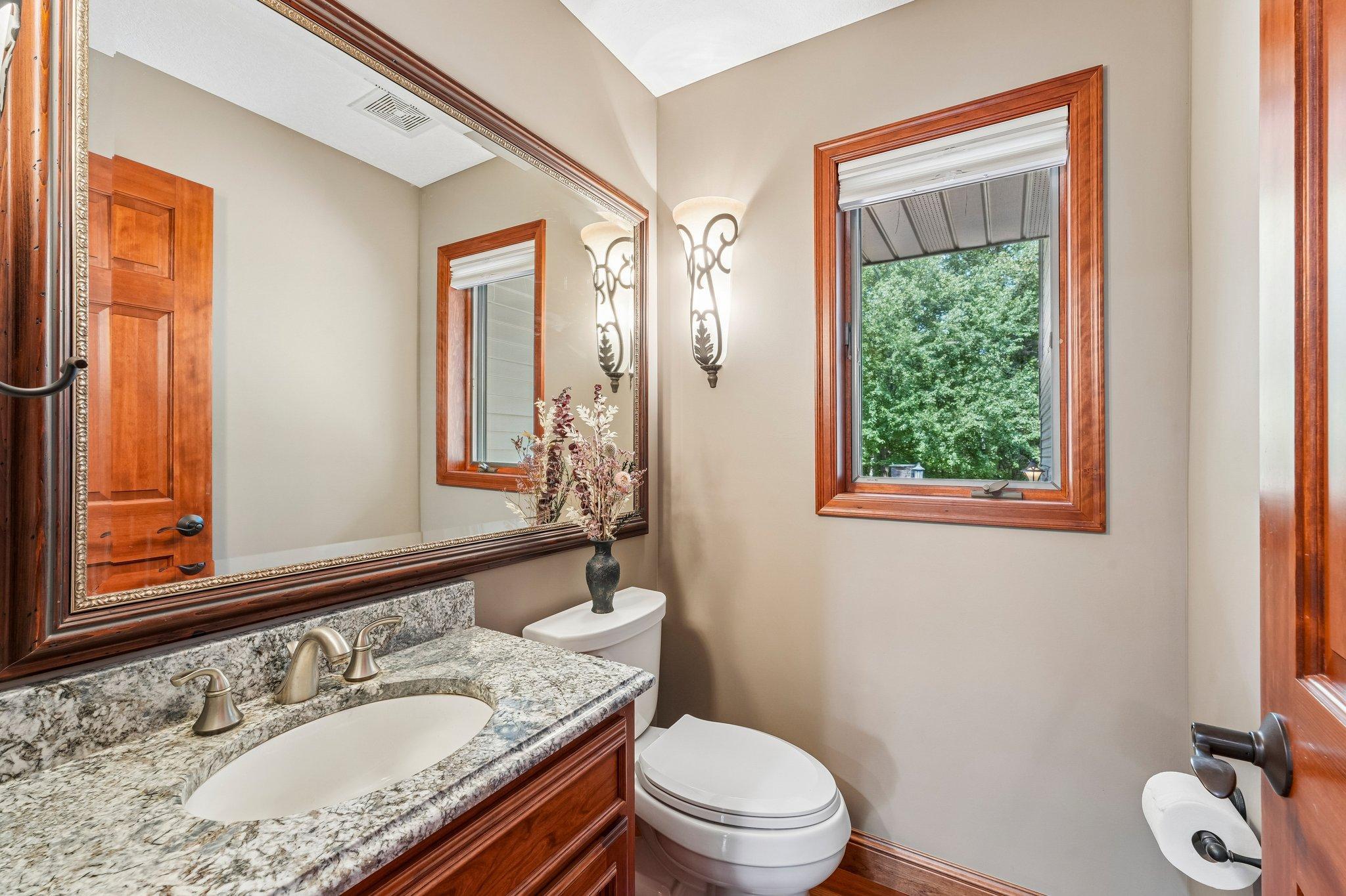 36-web-or-mls-102nd St-S1108-036.jpg