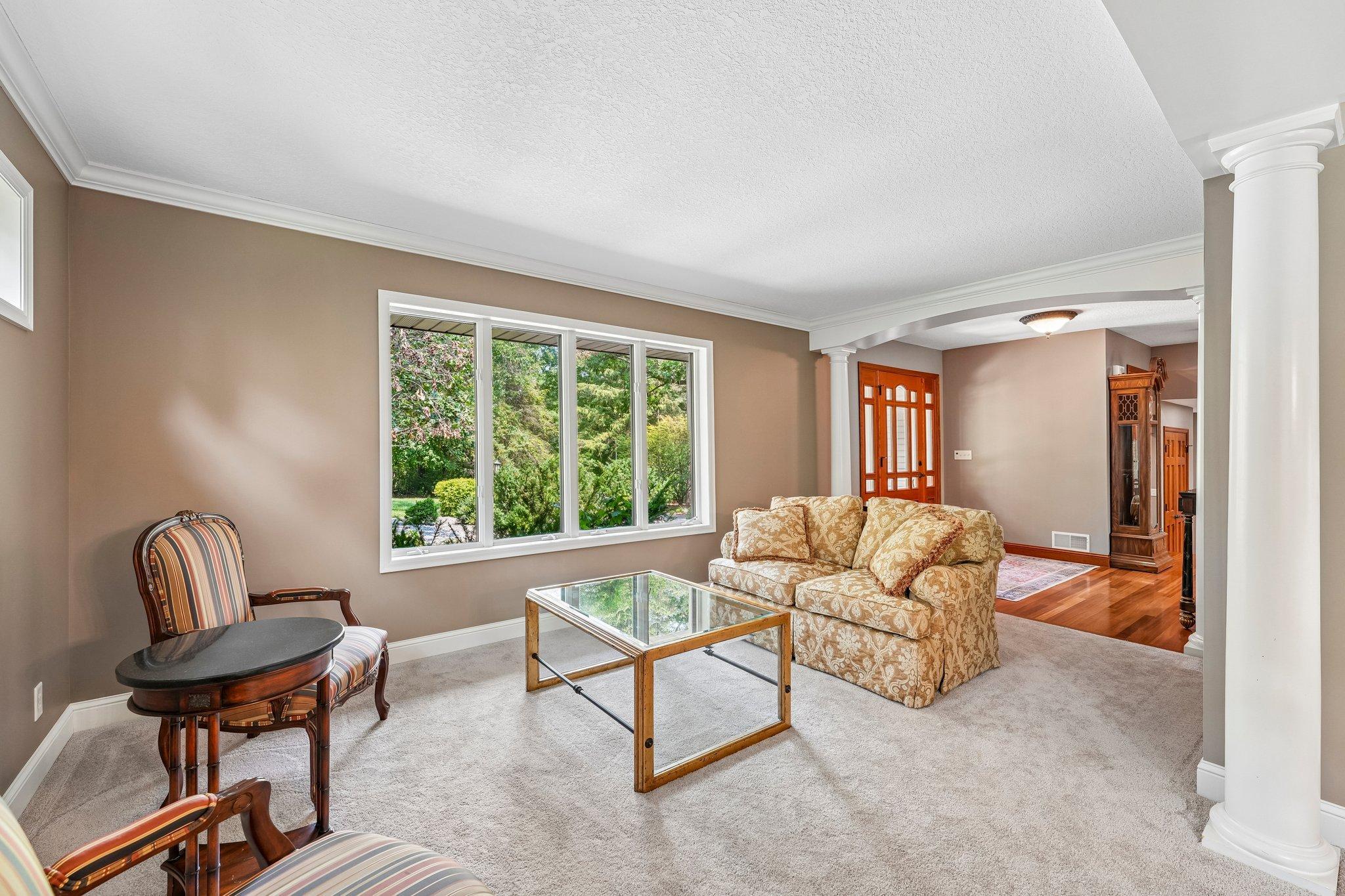 11-web-or-mls-102nd St-S1108-011.jpg