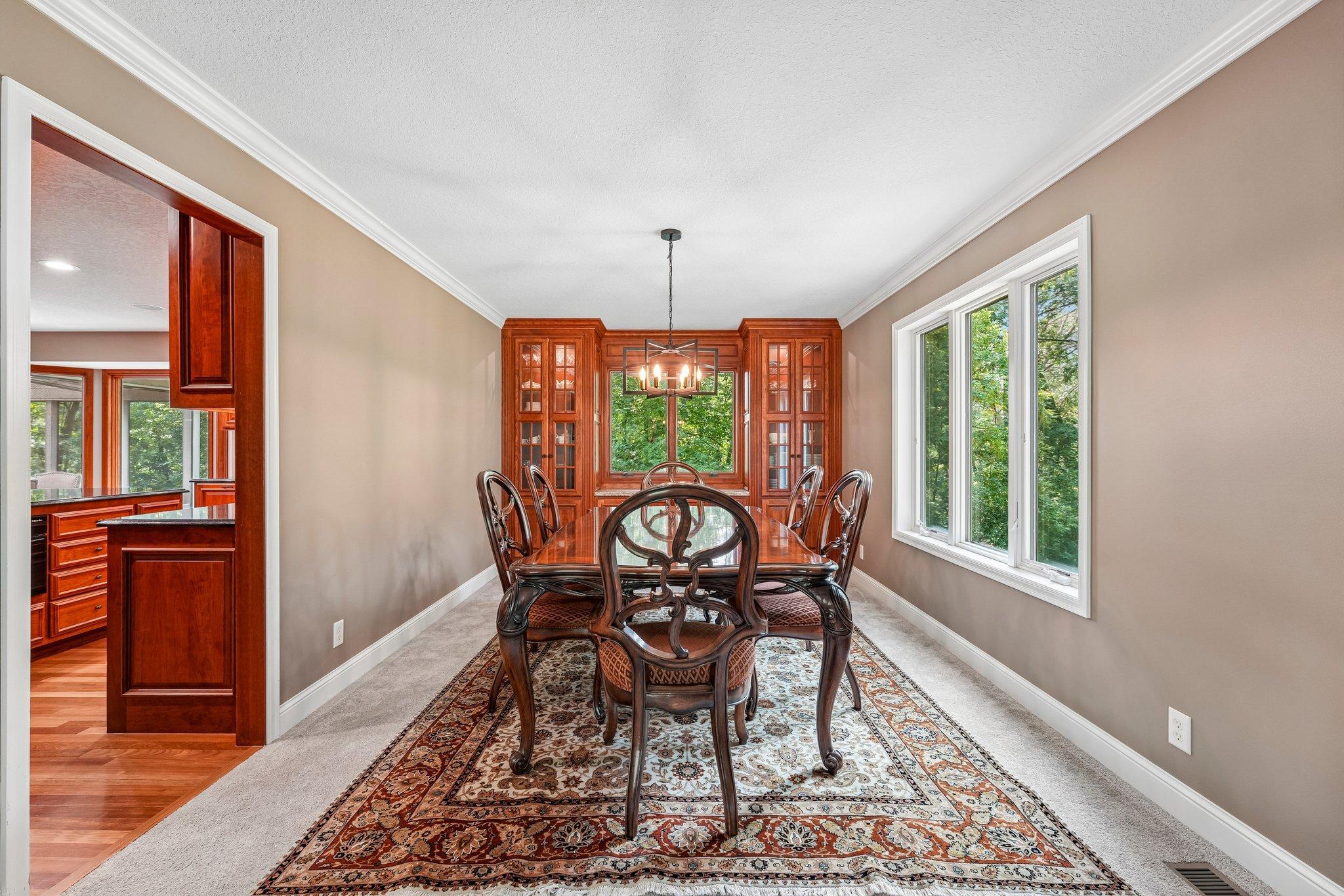 16-web-or-mls-102nd St-S1108-016.jpg