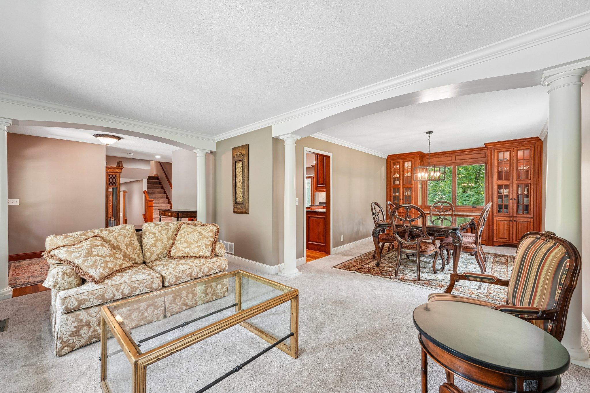 12-web-or-mls-102nd St-S1108-012.jpg