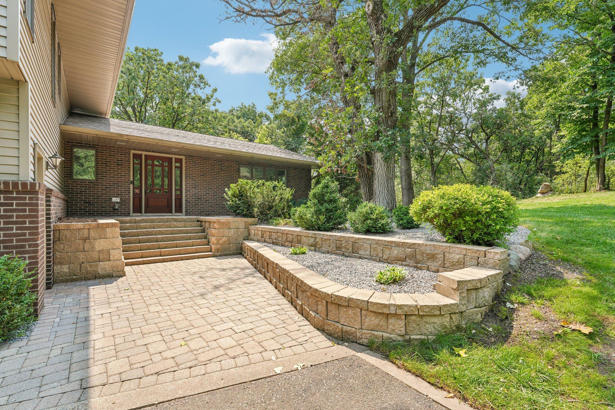 4-web-or-mls-102nd St-S1108-004.jpg