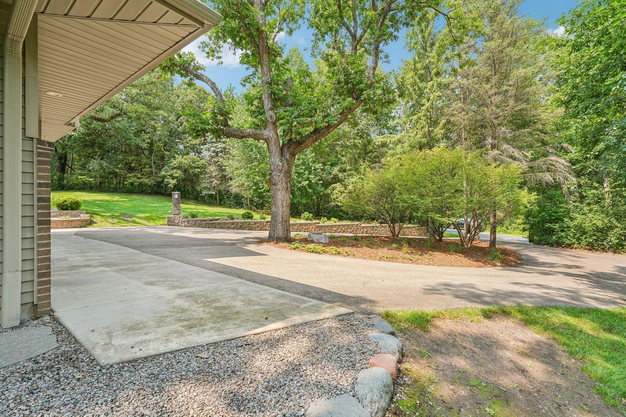 6-web-or-mls-102nd St-S1108-006.jpg