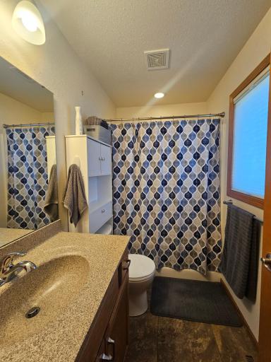 7580 Country Creek Road, Wahpeton, ND 58075
