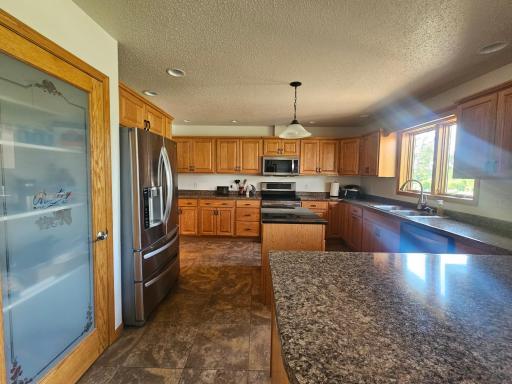 7580 Country Creek Road, Wahpeton, ND 58075