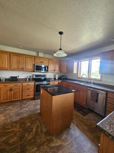 7580 Country Creek Road, Wahpeton, ND 58075