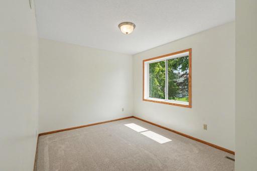 15087 93rd Place N, Maple Grove, MN 55369