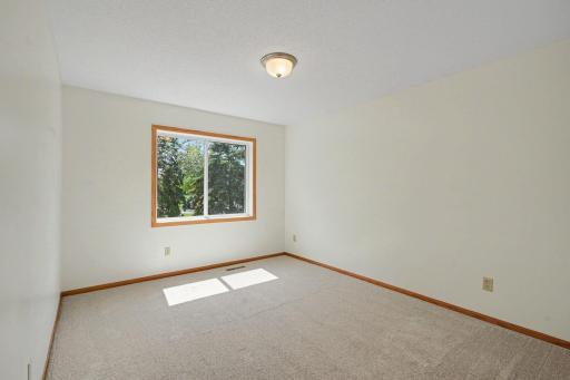 15087 93rd Place N, Maple Grove, MN 55369