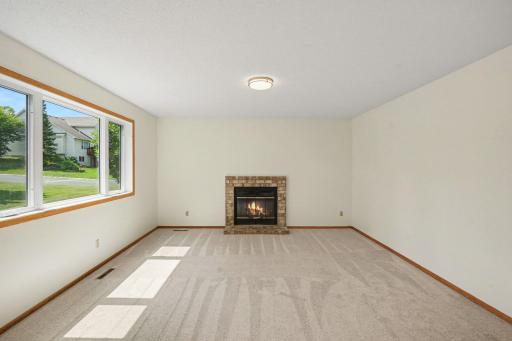 15087 93rd Place N, Maple Grove, MN 55369