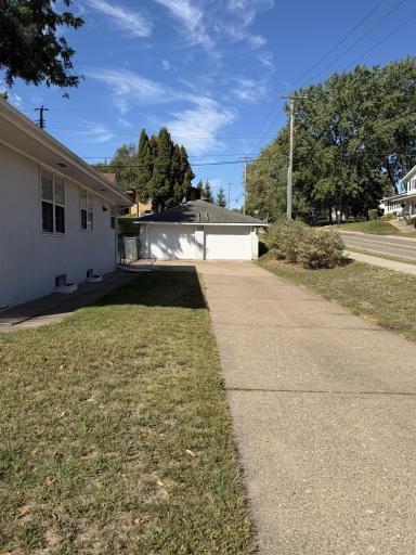 457 18th Avenue N, South Saint Paul, MN 55075