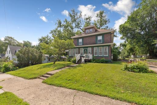 1009 South Street, Jackson, MN 56143
