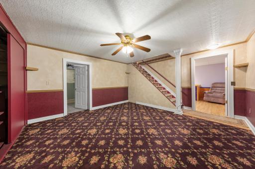 1009 South Street, Jackson, MN 56143
