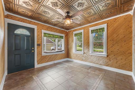 1009 South Street, Jackson, MN 56143