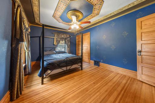 1009 South Street, Jackson, MN 56143