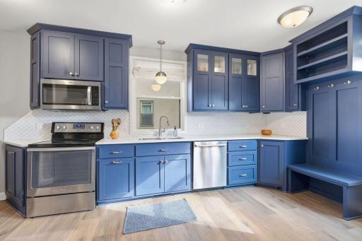 Updated Kitchen 19x9
