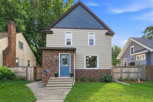 Front of home 4533 Snelling