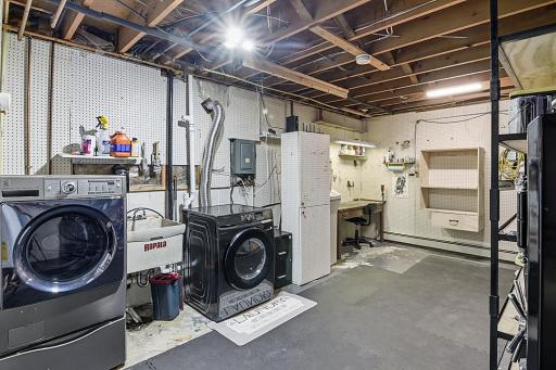 Laundry Utility Room