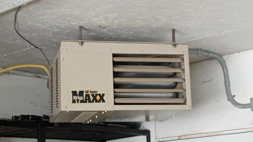 967 Garage heater.jpg