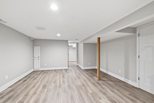8024 Upton Avenue S, Bloomington, MN 55431