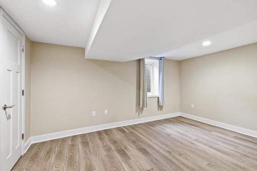 8024 Upton Avenue S, Bloomington, MN 55431