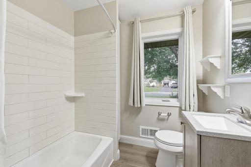 8024 Upton Avenue S, Bloomington, MN 55431