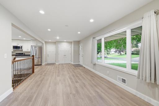 8024 Upton Avenue S, Bloomington, MN 55431