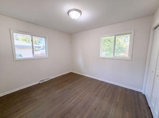 listing_12.jpg
