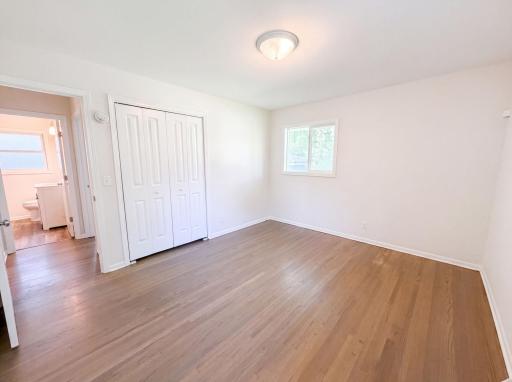 listing_11.jpg