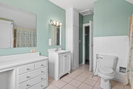 1288 Edgerton Street, Saint Paul, MN 55130