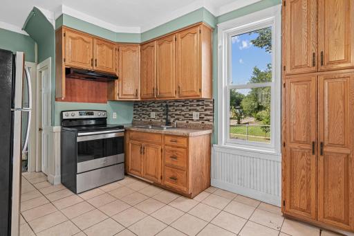1288 Edgerton Street, Saint Paul, MN 55130
