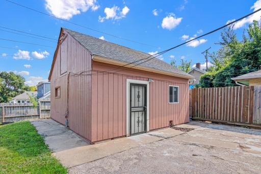 1288 Edgerton Street, Saint Paul, MN 55130