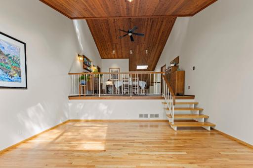 Dining Room Access to Sunroom
