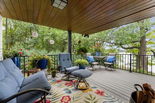 Perfect Spaces for Entertaining