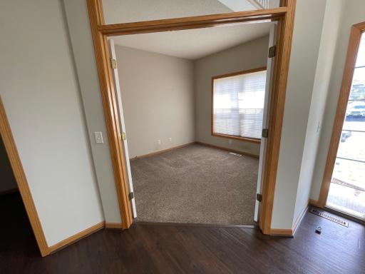 Flex room could be used for office, playroom, hobbies?