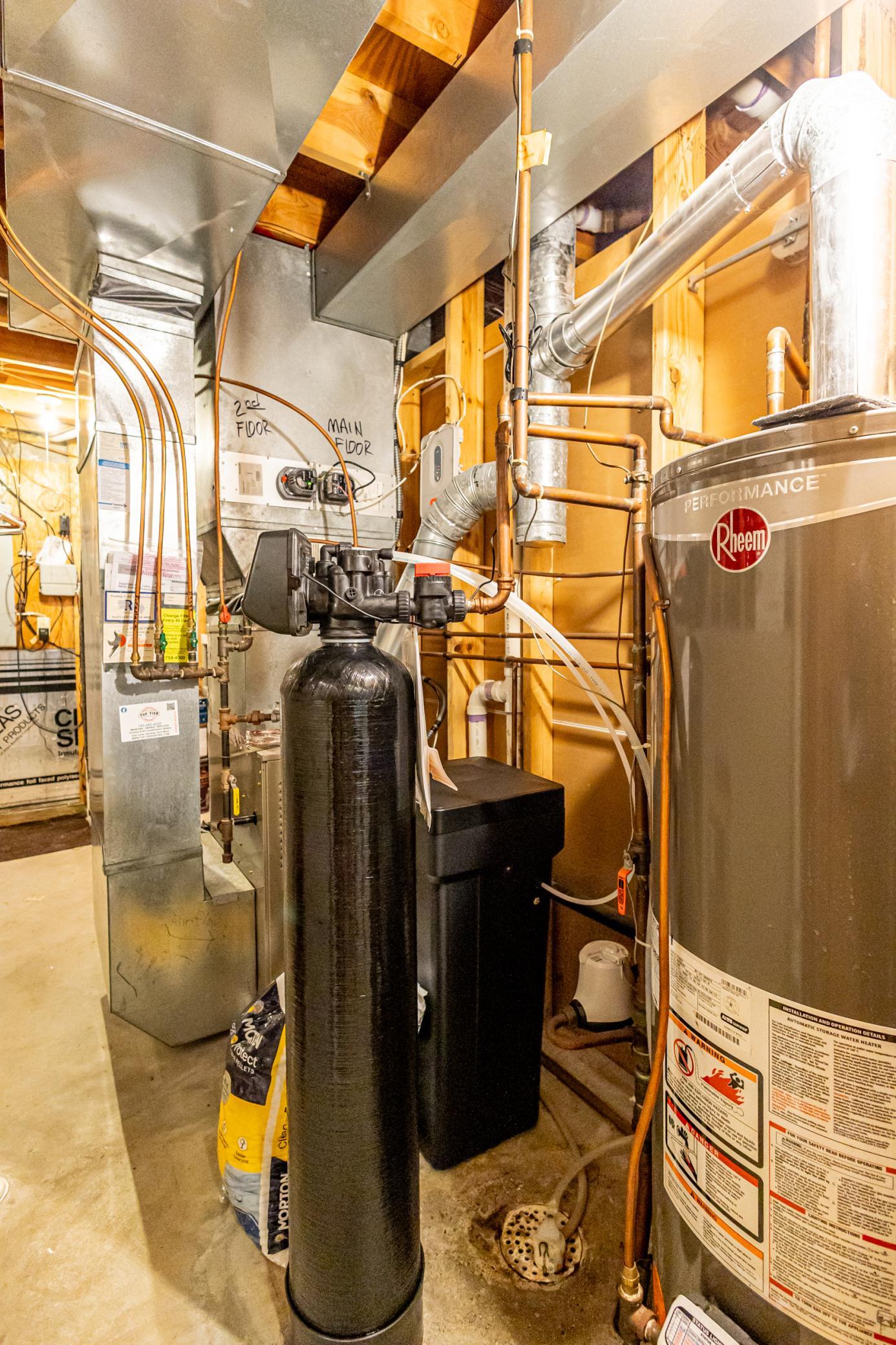 Newer furnace, A/C, & water softner
