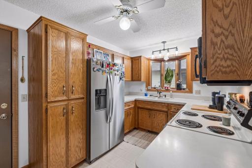 14324 Glenda Drive, Apple Valley, MN 55124
