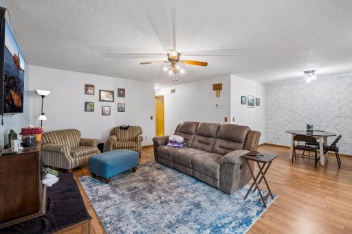 14324 Glenda Drive, Apple Valley, MN 55124