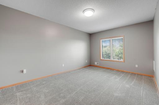 8710Photography-High-Resolution-553-Tuttle-Drive-Hastings-MN-55033-38.jpg