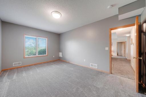 8710Photography-High-Resolution-553-Tuttle-Drive-Hastings-MN-55033-39.jpg