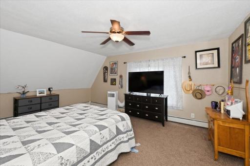 2334 Banks Avenue, Superior, WI 54880