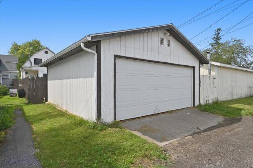 2334 Banks Avenue, Superior, WI 54880
