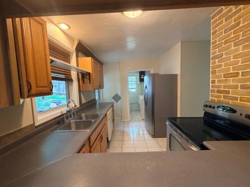 Gentry Kitchen 3