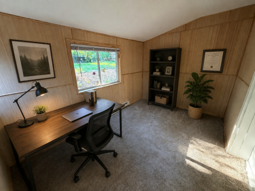 Virtually Staged Gentry Office