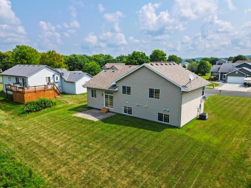 808 Lindsey Lane, Belle Plaine, MN 56011