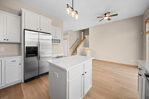 808 Lindsey Lane, Belle Plaine, MN 56011