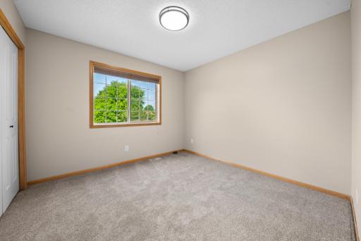 808 Lindsey Lane, Belle Plaine, MN 56011