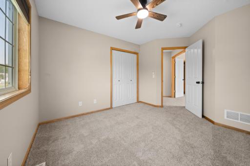 808 Lindsey Lane, Belle Plaine, MN 56011
