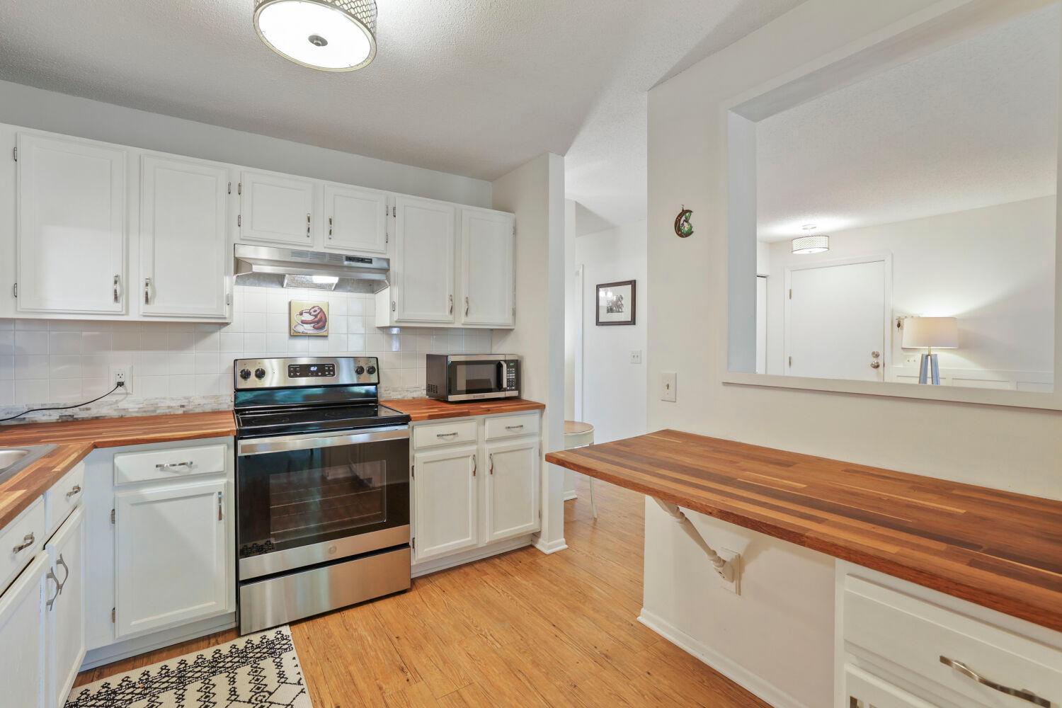 Kitchen w/butcher block counters
